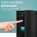 Zwarte AirKing luchtbevochtiger met touchscreen bediening en digitale display.