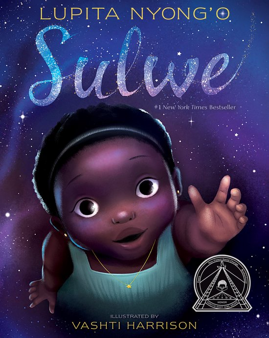 Boekcover van Sulwe met een illustration van een baby met een lichtblauwe top.