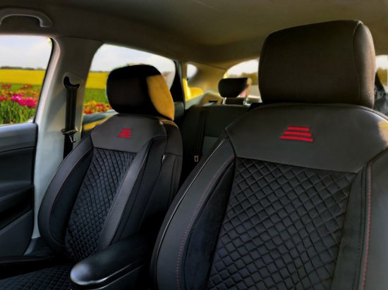 Housses de siège de voiture pour Volkswagen T-Roc 2017 sur mesure| Ensemble de 2 pièces | Siège conducteur + passager série AIS | AIS101 | Zwart avec coutures rouges