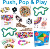 PLAY-IT Fidget Toys Pakket XXL 20 stuks - Pop It - Fidget Cube waarvan 400 Polymeer/Smiley/Katsuki kralen