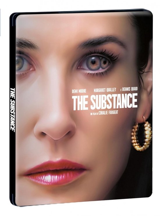 Steelcase met close-up van een vrouw, 'The Substance' erop.