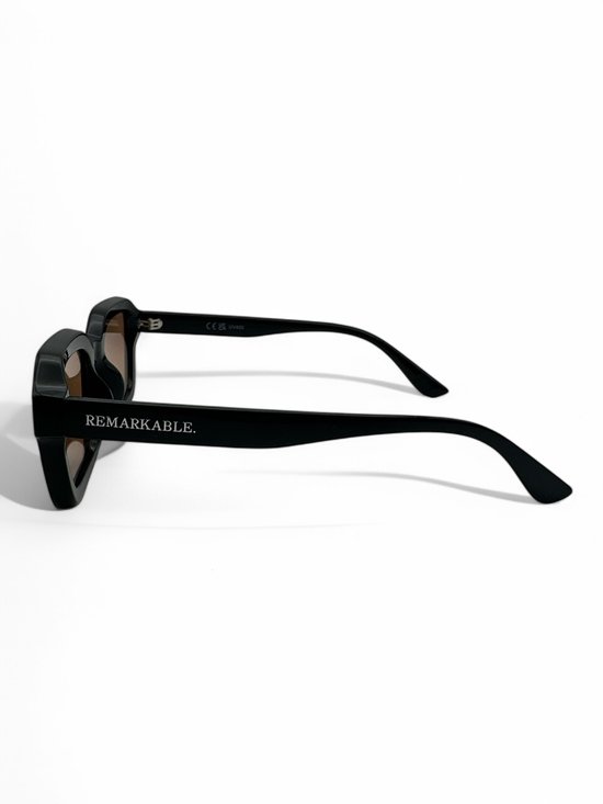 The Brand Remarkable - Zonnebril Unisex - Zonnebril Dames - Zonnebril Heren - Vierkante Zonnebril - Oranje / Zwart - UV400 - Luxe, Duurzame & Trendy Zonnebril - Designer Zonnebril - Mode Zonnebril 2025 - Inclusief Beschermhoes - Polariserend Look van Merkloos — afbeelding 3