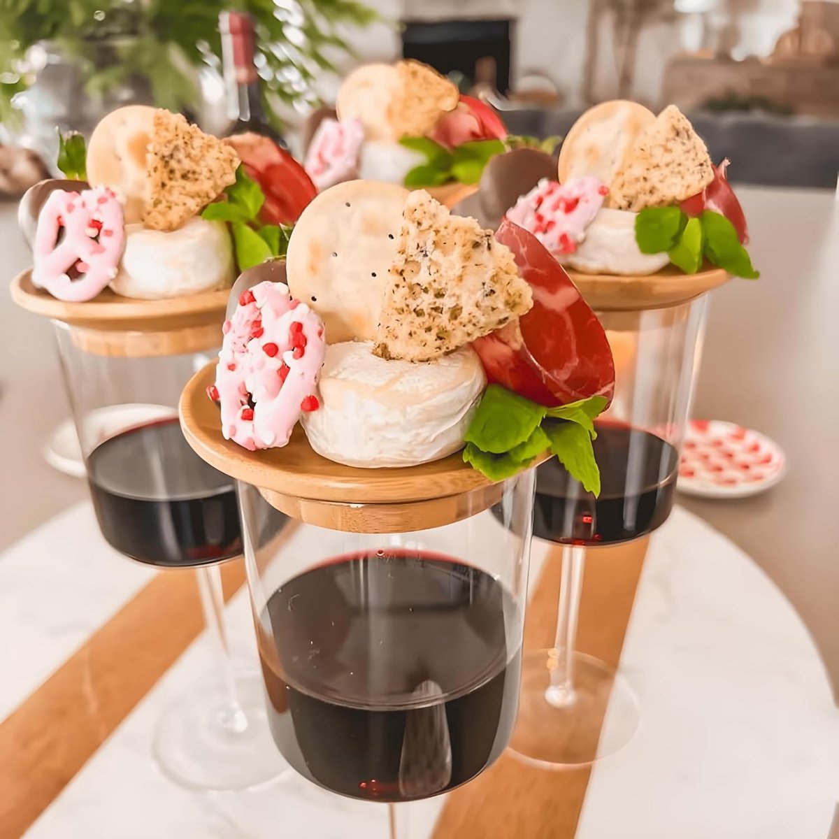 Bamboe Wijn Glas Charcuterie Topper - Mini Charcuterie Boards Voor Wijn glas - Duurzame Natuurlijke Houten Constructie - Perfecte Snack Houder Voor Feesten - 10 Cm Diameter Set Van 4 Stuks - Ideaal Voor Wijnproeverijen En Huishoudelijk Gebruik — cadeau in Kookcadeaus - foto 3
