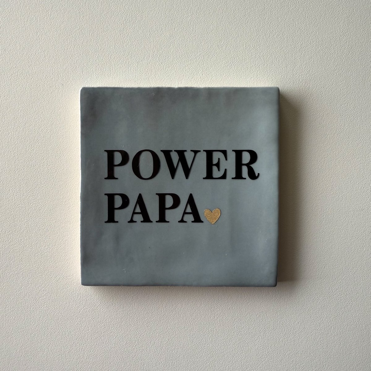 Sjuuls.shop POWER PAPA. (Blauw tegeltje) - Spreuktegel - Tegeltje met tekst - Tegeltje met Spreuk - Cadeautje - Origineel cadeau - Vaderdag cadeau - Opadag Cadeau