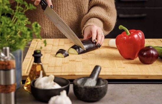 Planche à découper en acier inoxydable avec rebord - 80 x 50 cm -  Protection de plan de travail XL - avec rouleau à pâtisserie : :  Cuisine et Maison