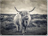 Tuinposter - Tuindoek - Tuinposters buiten - Schotse hooglander - Dieren - Wolken - Koe - Natuur - 120x90 cm - Tuin