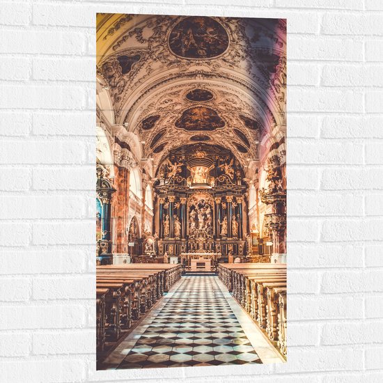 Muursticker - Kerk Vol met Prachtige Gouden Schilderingen - 50x100 cm Foto op Muursticker