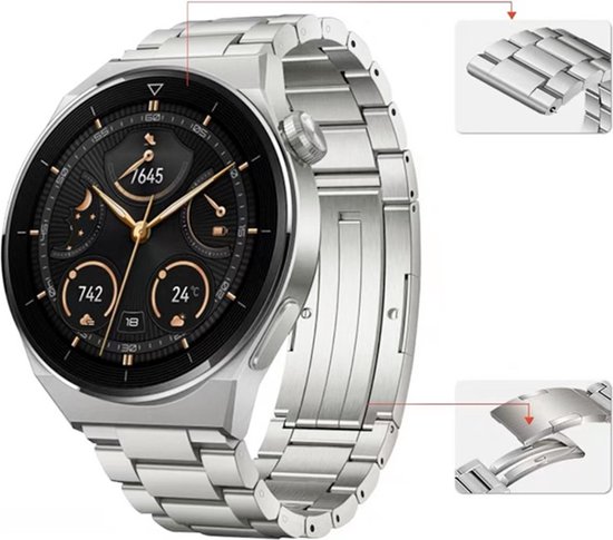 Zilverkleurig metalen horlogebandje voor een smartwatch met een zwarte wijzerplaat. Sluiting is zichtbaar.
