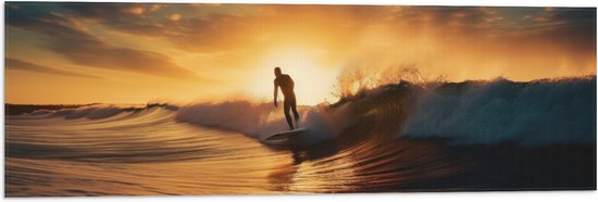 Vlag - Surfer in Actie tijdens Zonsondergang - 90x30 cm Foto op Polyester Vlag