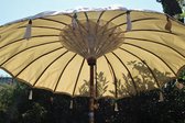 Balivie - Parasol - Let Op! buitenkansje! lichte vlekken (afwasbaar) daarom in prijs verlaagd! Balinese Regenbestendig Parasol - Handgemaakt - Diameter 170 cm - Ecru