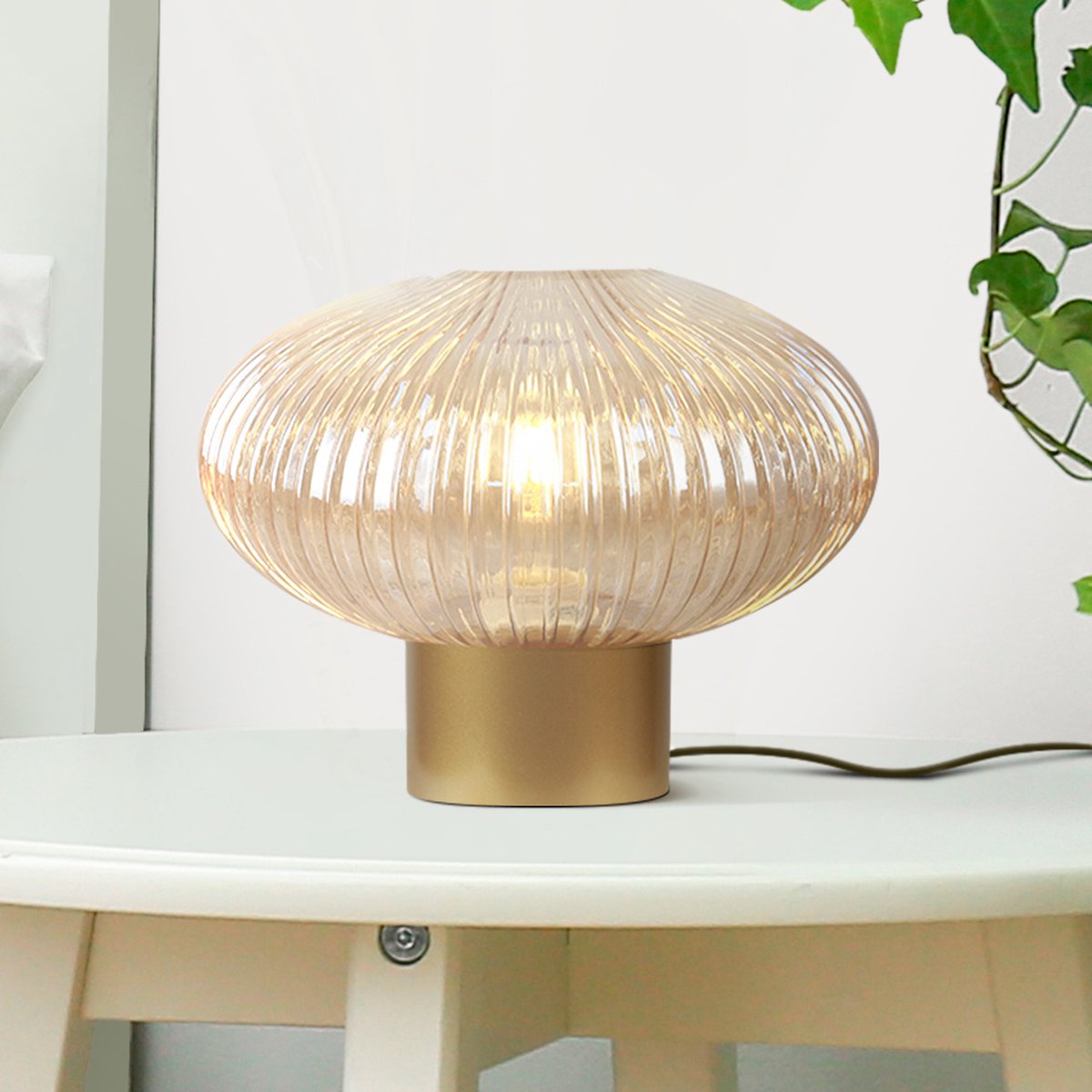 LumenXL Retro tafellamp met amber glas Indah