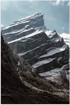 Poster Glanzend – Bergen - Sneeuw - Bomen - Stenen - 40x60 cm Foto op Posterpapier met Glanzende Afwerking