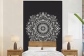 Behang - Fotobehang Mandala - Zwart wit - Bloemen - Bohemian - Natuur - Breedte 160 cm x hoogte 240 cm