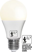 Star Trading LED lamp met licht- en bewegingssensor - E27 - indoor - warm wit