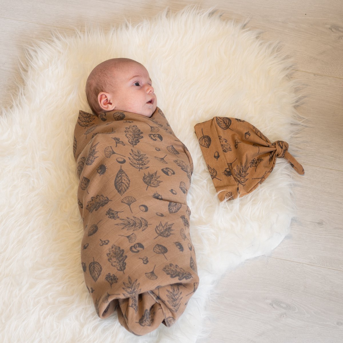 Swaddle Lalieloe - Hydrofiele Doek - 110x100 cm - Mét bijpassend Mutsje - Hydrofiele Luier
