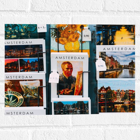 Muursticker - Amsterdamse Ansichtkaarten in het Rek - 40x30 cm Foto op Muursticker