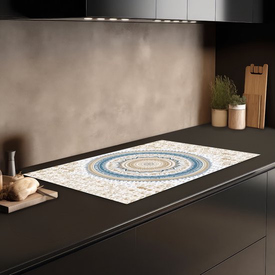 KitchenYeah® Inductie beschermer 81.6x52.7 cm - Mandala - Blauw - Bohemian - Wit - Design - Kookplaataccessoires - Afdekplaat voor kookplaat - Inductiebeschermer - Inductiemat - Inductieplaat mat