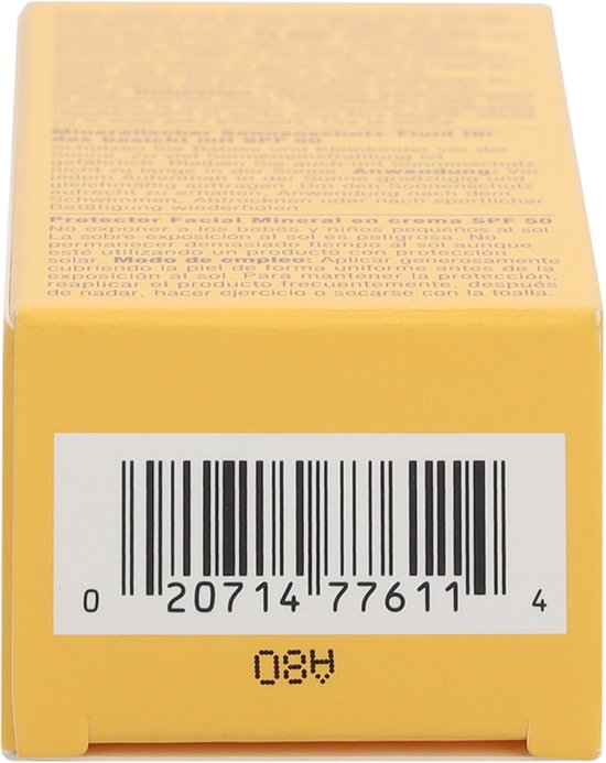 Achterkant van gele verpakking van Clinique mineraal zonnebrandfluïde met barcode en productinformatie in het Duits en Spaans.