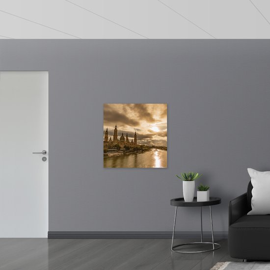 Poster (Mat) - Spaans Landschap met Kerk en Rivier - 80x80 cm Foto op Posterpapier met een Matte look