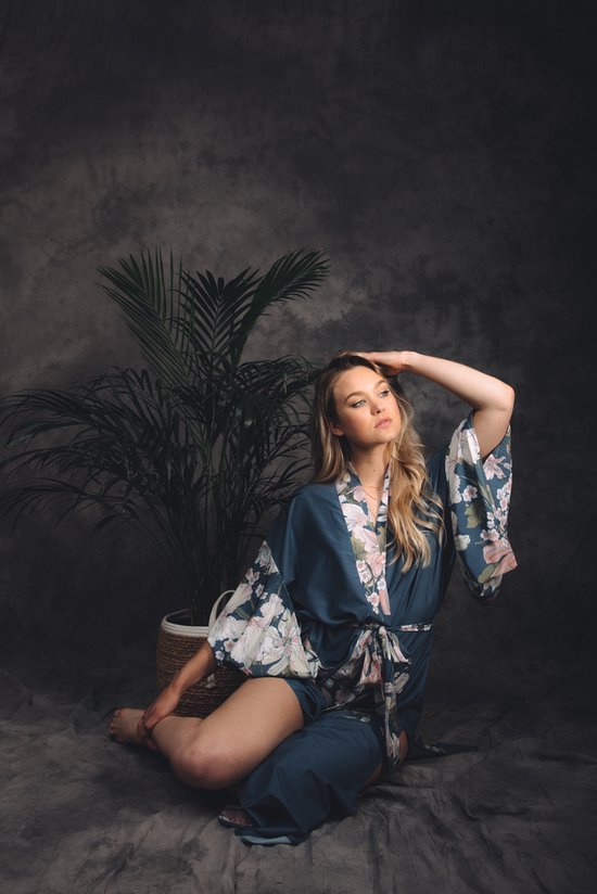 Kimono dames badjas - zomerjurk - Flower Deluxe blauw met bloemen en pauw, vrouw, maat M