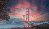 Fotobehang Beautiful View Of Golden Gate Bridge In Background Of Mountains During Sunset - Vliesbehang - 368 x 254 cm
