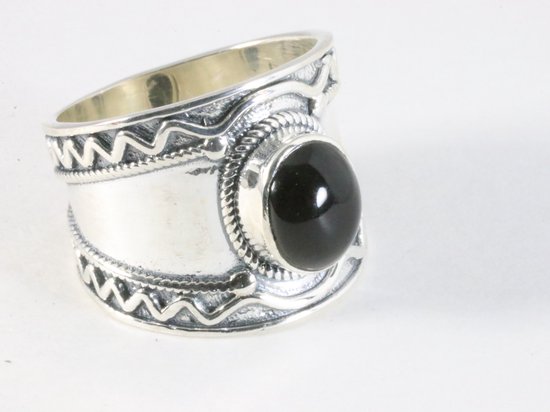 Bague artisanale en argent avec onyx - taille 18,5