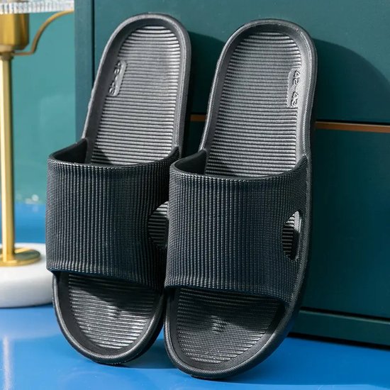 ASTRADAVI Casual Wear - Slippers - Trendy & Comfortabele Zomerschoenen - Unisex - Zwart 40/41
