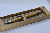 VERONA, houten balpen in beukenhout. Alles in een elegante ecologisch doosje. PARKER inktpatroon. Lengte pen 14 cm - Ø 10 mm.