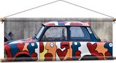 Textielposter - Versierde Auto met Kleurrijke Gezichten - 90x30 cm Foto op Textiel