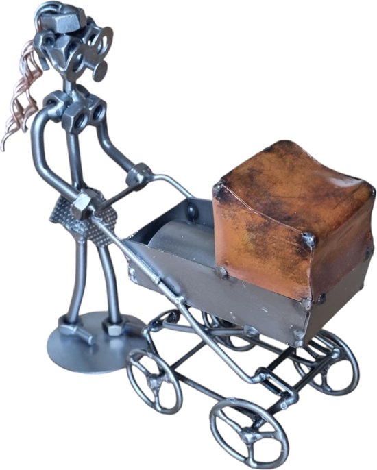 Moeder met kinderwagen-metaal kunst-metaal beeld-baby-moederschap-familie-gezin-het best cadeau-uniek-verjaardag-sinterklas gift-kerst-geschenk