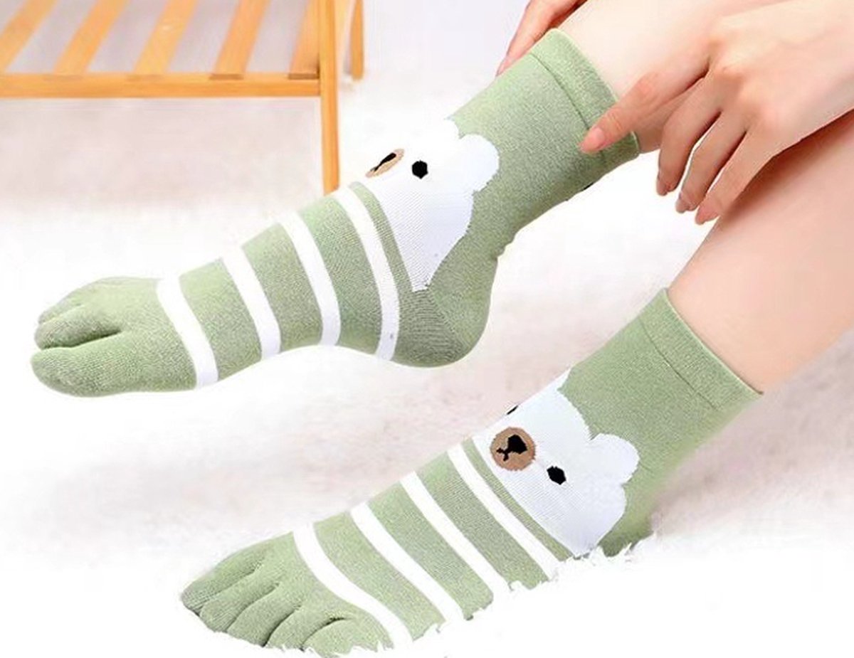 Teensokken - teen sokken - toe socks - groen - print beer - 36-40 - cadeau - voor haar - sport - yoga - fitness - pilates - runner teen sokken - teenslipper sokken