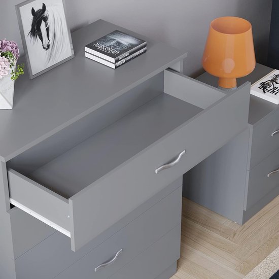 Vida Designs commode met 5 laden met handgrepen en schuifrails van metaal, unieke houder tegen helling van de laden, kast Riano Vida Designs commode met 5 laden met handgrepen en schuifrails van metaal, unieke houder tegen helling van de laden, kast Riano