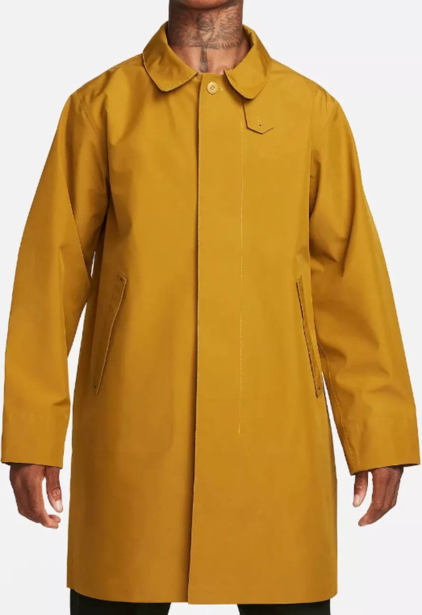 NIKE SPORTSWEAR STORM-FIT ADV GORE-TEX PARKA Geel