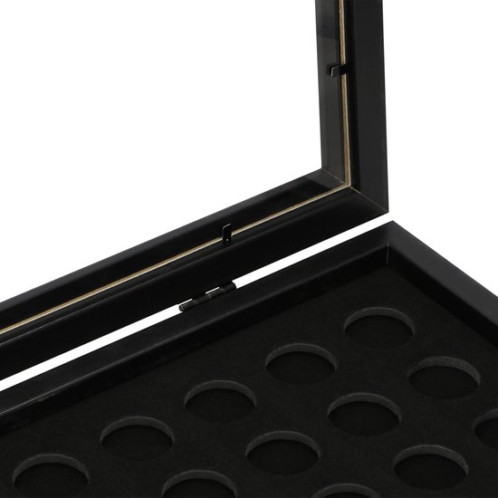 Open zwarte lijst met kliksluiting, toont perforaties voor capsules.