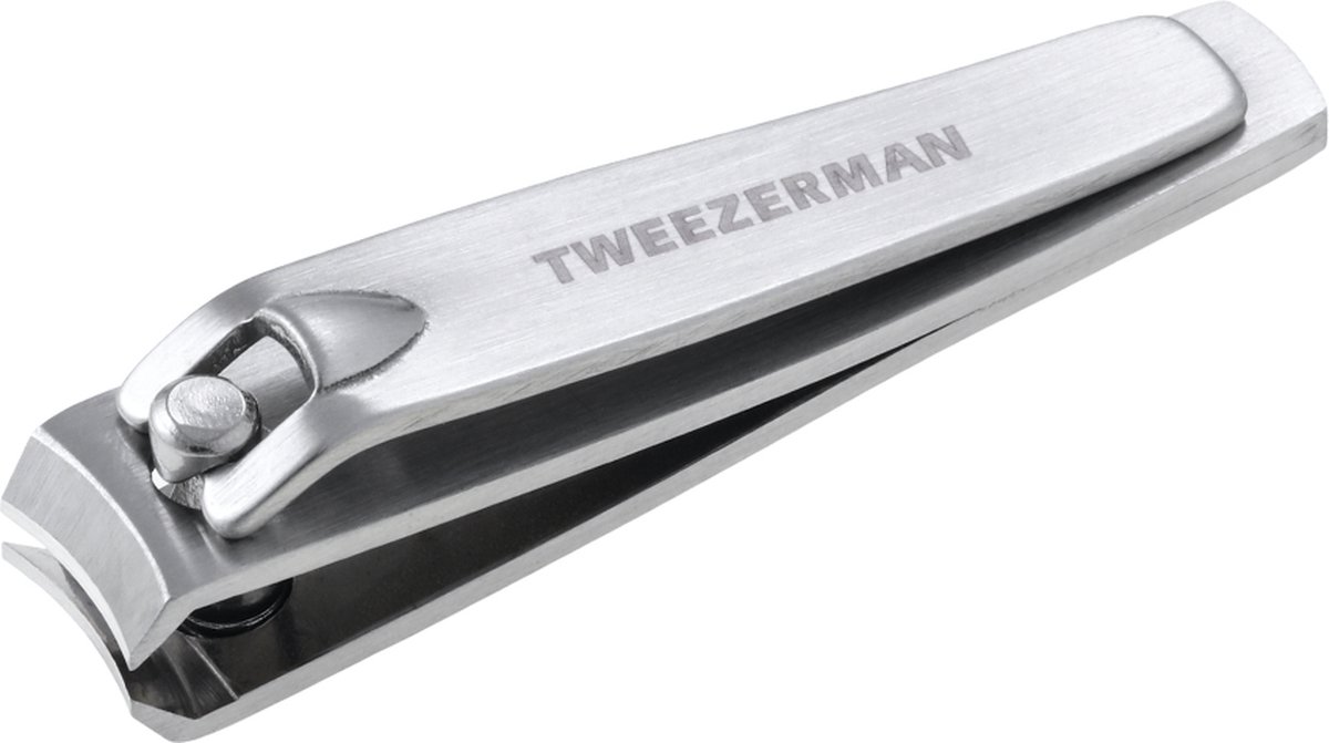 Tweezerman Stainless Steel Nagelknipper – Professionele RVS Fingernail Clipper Met Gebogen Precisieblad - Scherpe Snijranden Voor Nauwkeurig Knippen - Duurzame Manicure Tool Voor Verzorgde Nagels - Compact & Hygiënisch Nagelverzorgingsinstrument