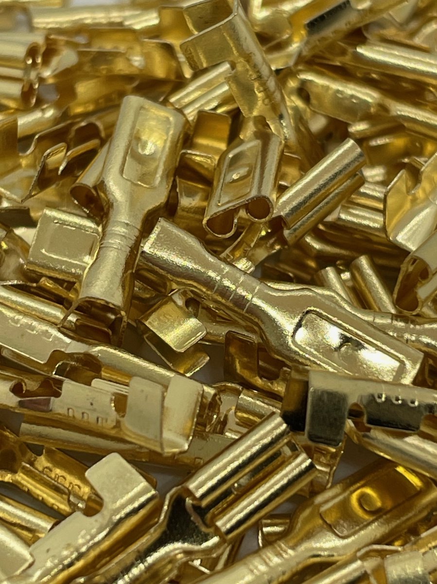 Platte steekhulzen 100 stuks voor Märklin en Trix rails - Modelbaan / Modelbouw H0 - vergelijkbaar met refr. 5x 74995