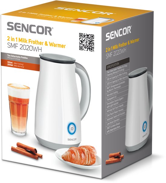 Witte Sencor 2-in-1 melkopschuimer en -warmer SMF 2020WH met twee afritsbare paddles, 100ml (schuimen) en 200ml (opwarmen). Inclusief glas met schuimende melk en kaneelstokjes.