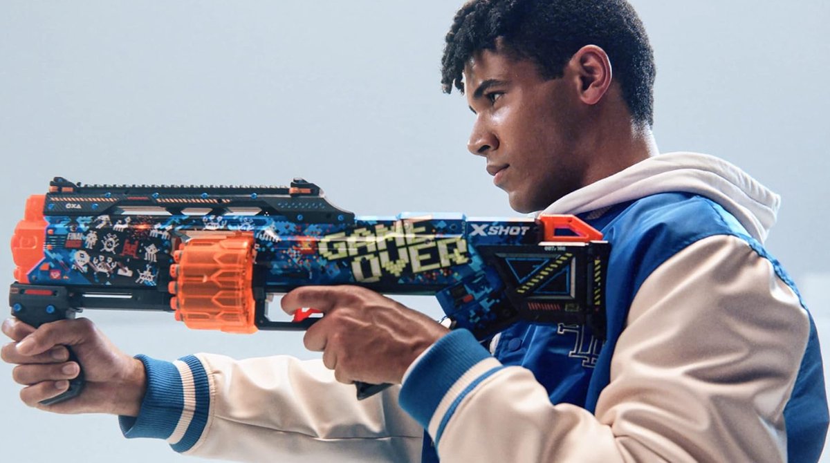 X- Shot Skins Last Stand Foam Dart Blaster – Game Over Edition – 16 Fléchettes