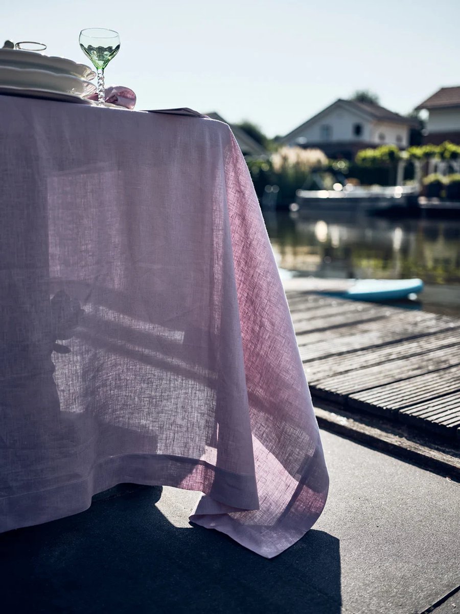 VANLINNEN - Linen Lilac tablecloth - natural 100% linen - 205cm x 400cm - lila linnen tafelkleed