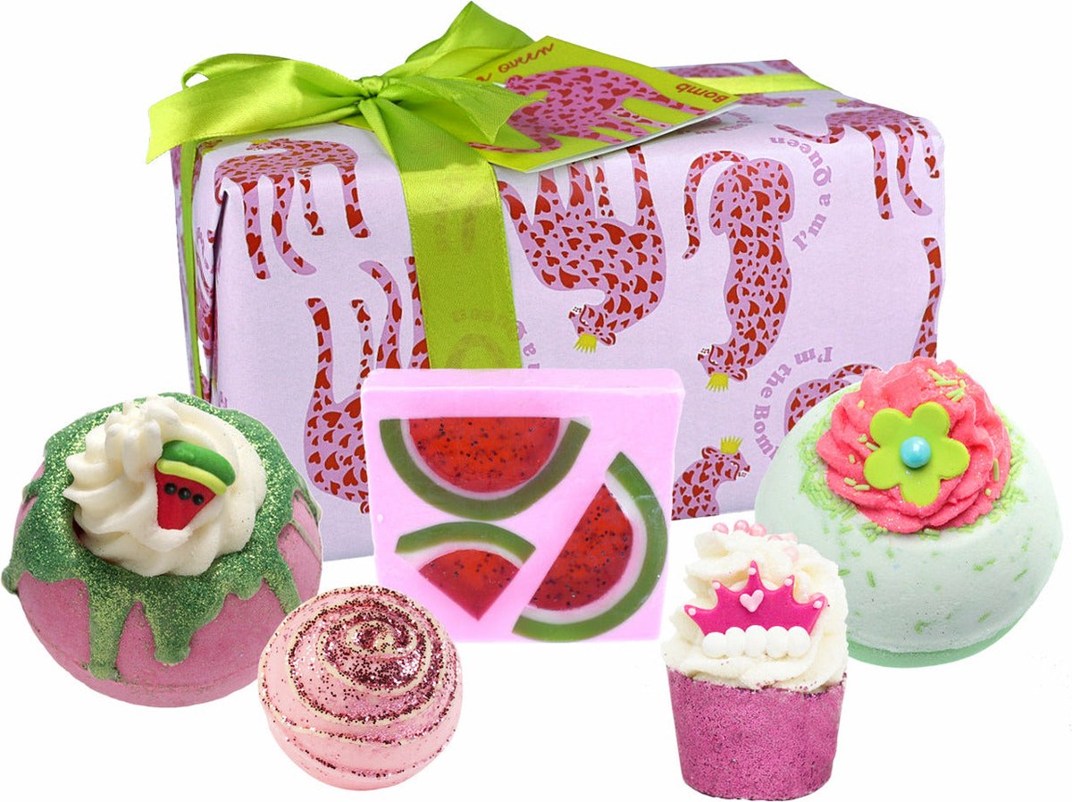 Goedkoopste Bomb Cosmetics - I'm a Queen - Geschenkset Badproducten - Handgegoten Zeep - Bath Bombs - En Meer!