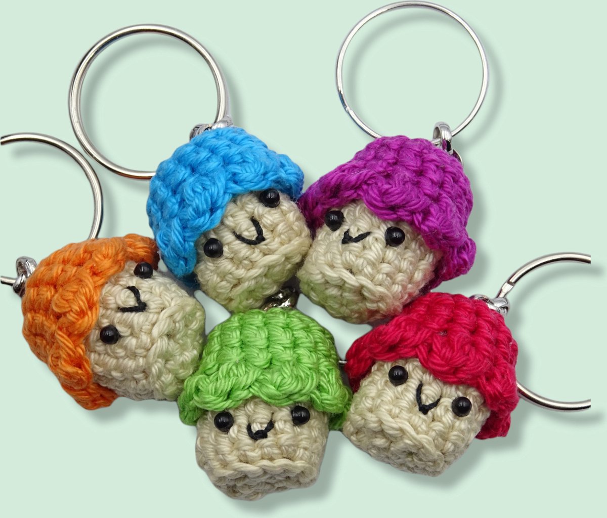 Knuffelsenzo - Cupcake - Gehaakt - Kado - Geschenk - Tassenhanger - Versiering - Taart - Mix kleur - Willekeurige kleur - Taartje - Cake