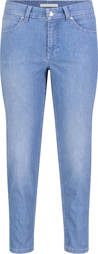 MAC jeans, lichtblauw, met knoopsluiting en steekzakken.