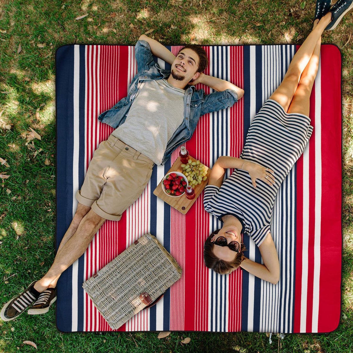 Picknickkleed XXL 200x200 cm - Waterdicht Picknickkleed - rood/blauw - Draagbare en Wasbare Picknickdeken met Handvat - Zandvrij Buitenkleed voor Strand, Camping, Park, Tuin, Wandelen, Barbecue en Picknick - Opvouwbaar Picknickkleed - Gewatteerd — cadeau in Sport & Outdoor - foto 4