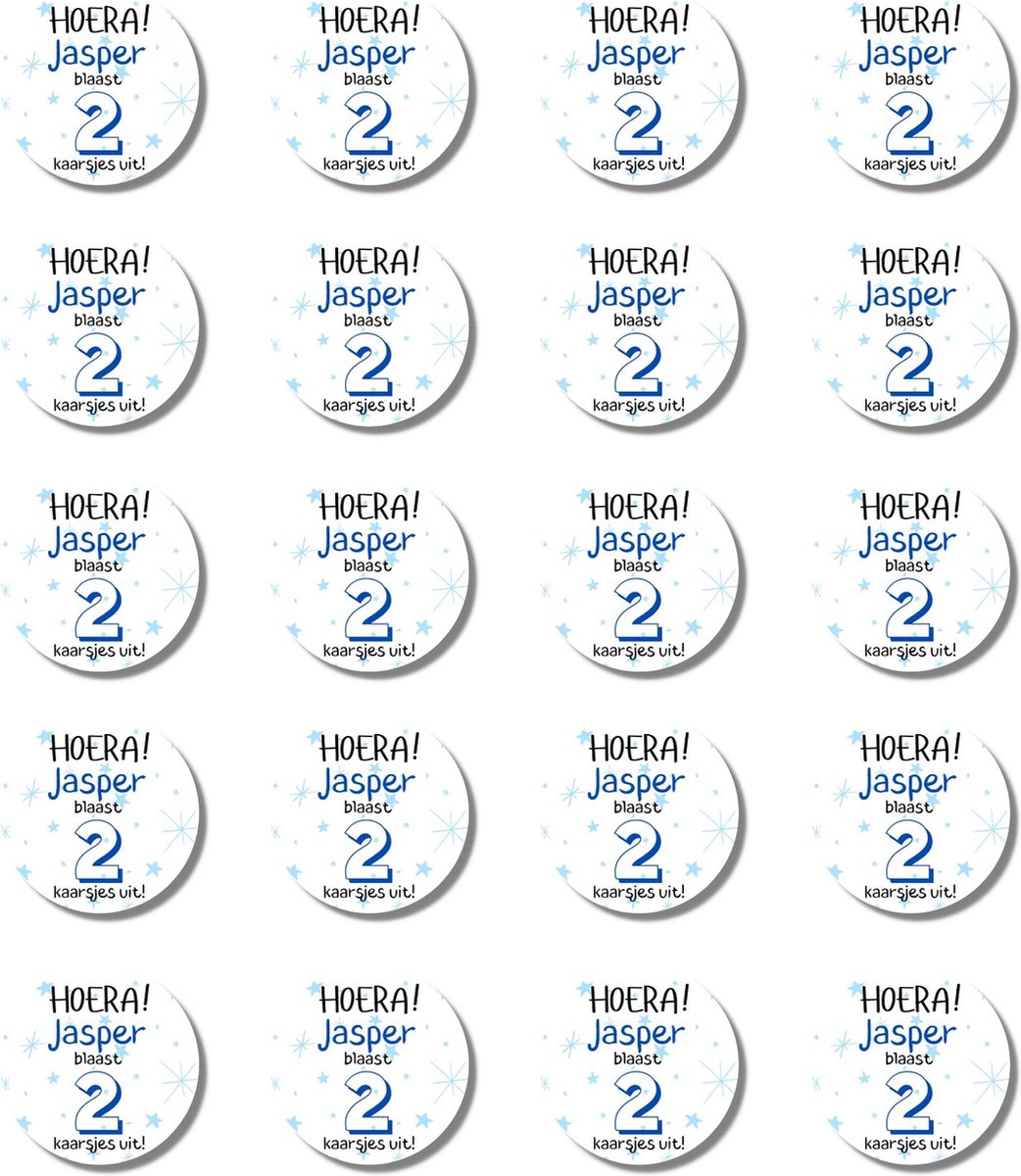 20 x Gepersonaliseerde Traktatie Stickers Verjaardag Blauw - Blaast Kaarsjes Uit - Naam en Leeftijd Kinderen - 4 cm — afbeelding 2