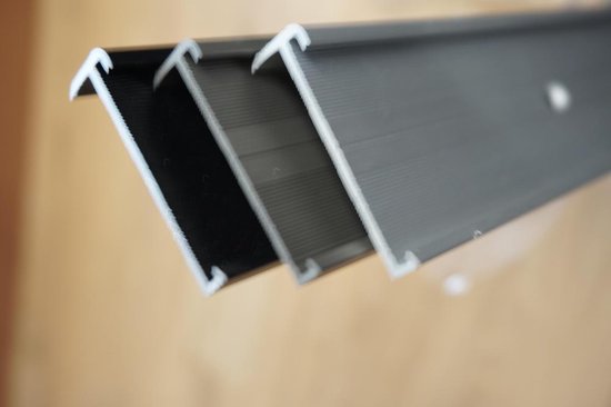 Ter Hürne aluminium traprandprofiel TRS 716 zilver 27mm • Houthandel