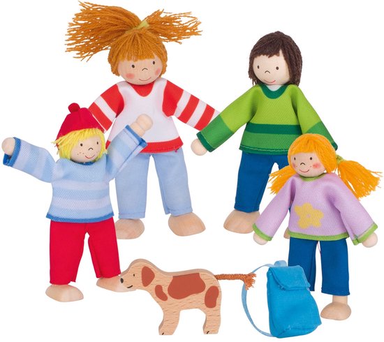 Houten poppenfamilie met hondje, met rode, blauwe, groene en paarse kleding. Met rugzak.