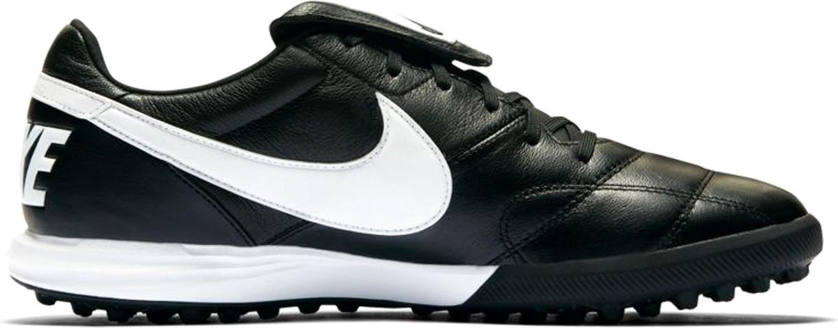 the nike premier ii tf