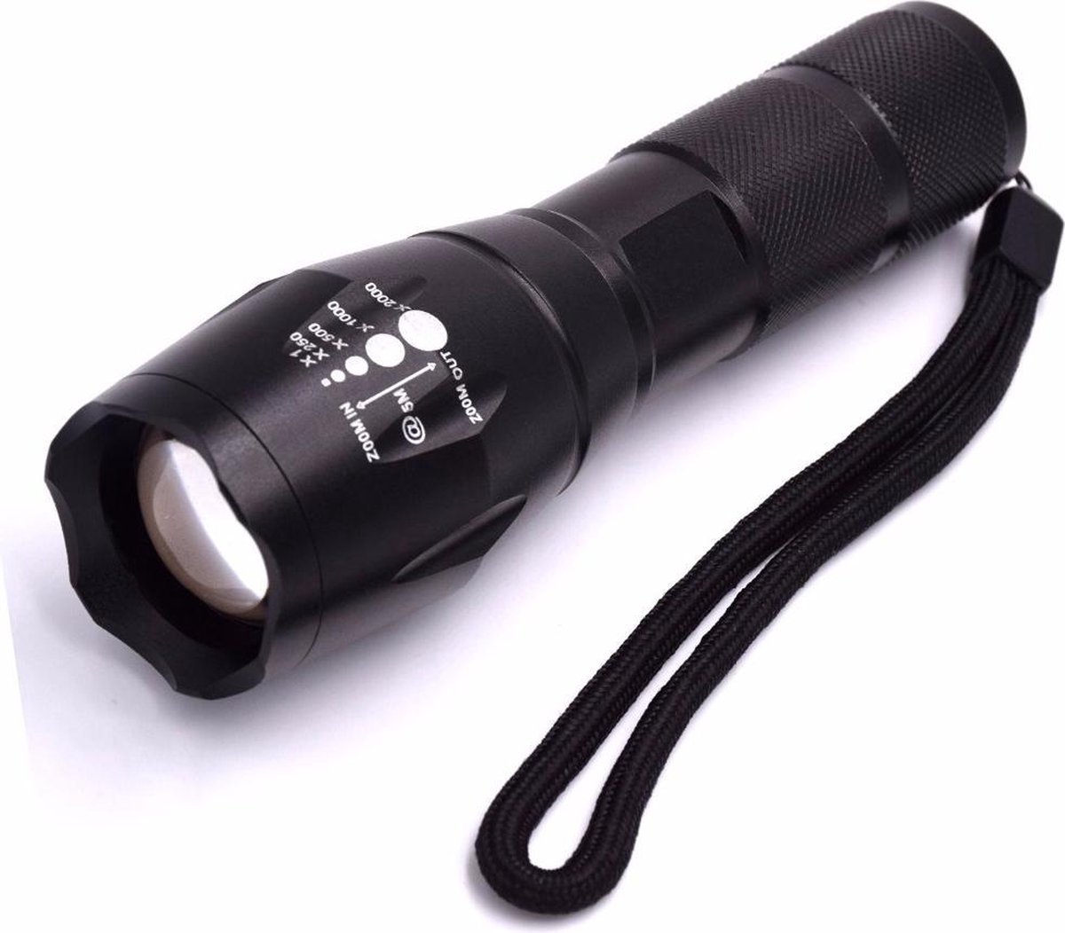 Professionele 3800 Lumen LED zaklamp met zoomfunctie - Scherpste Prijs!