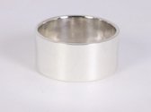 Brede gladde zilveren ring - 10 mm. - maat 22