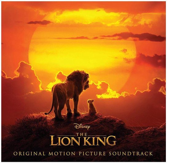 De soundtrack van The Lion King met Simba en Nala op een rots bij zonsondergang.